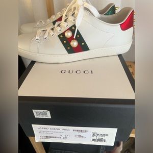 Gucci Ace Sneaker with Pearls ***RARE****